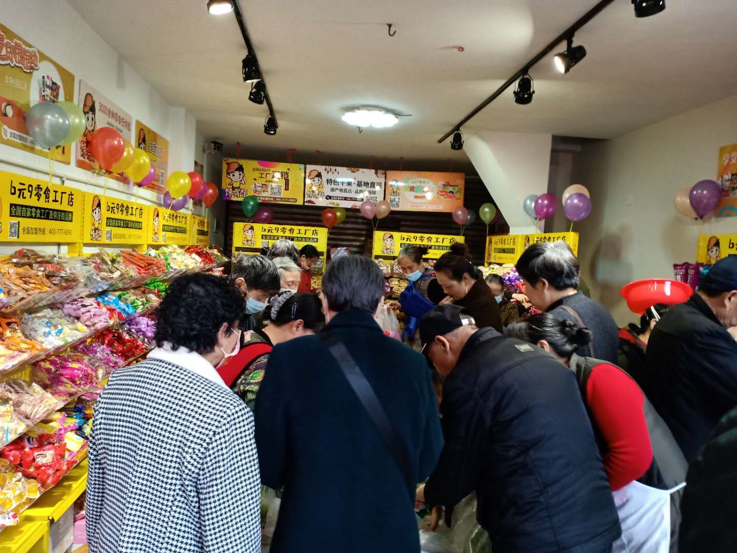 四川資陽(yáng)開一家零食加盟店利潤(rùn)有多少？賺錢嗎？
