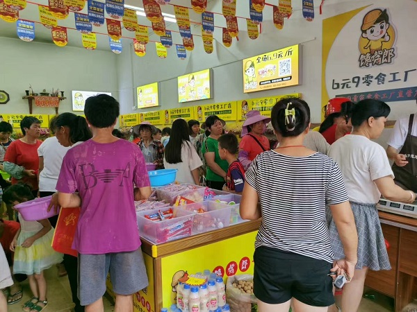 為什么佛山投資者愿意加盟品牌零食店？