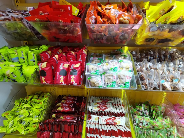 10萬元左右加盟品牌零食店哪個好？
